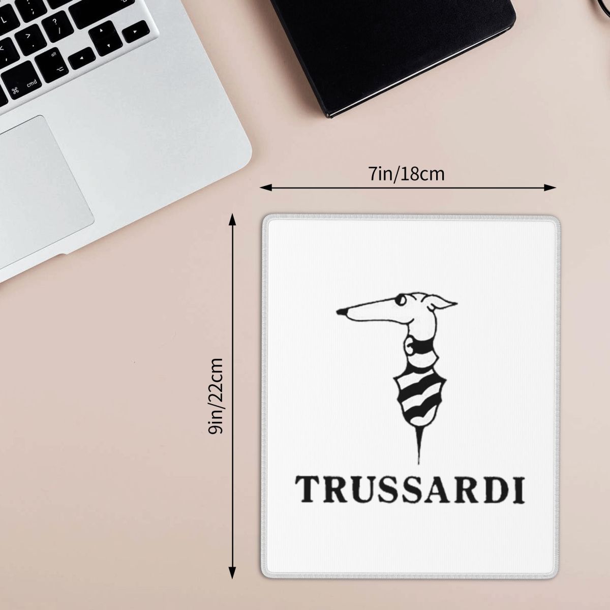 Trussardis Logo 7x9 in 22x18 c - Gaming Accessories Logo recensione e prezzo
