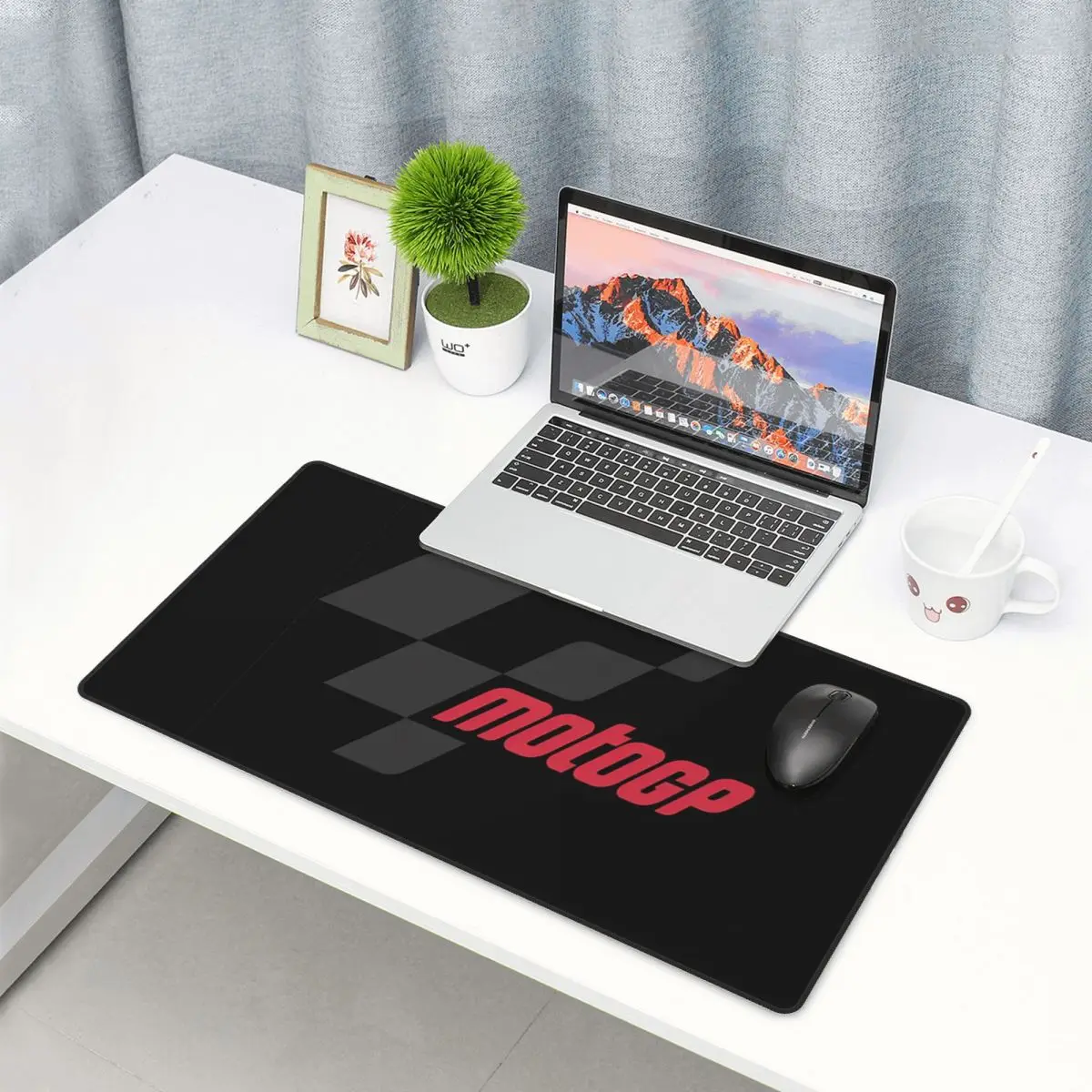 Large Mouse Pad Moto GP Logo E - Gaming Accessories Logo recensione e prezzo