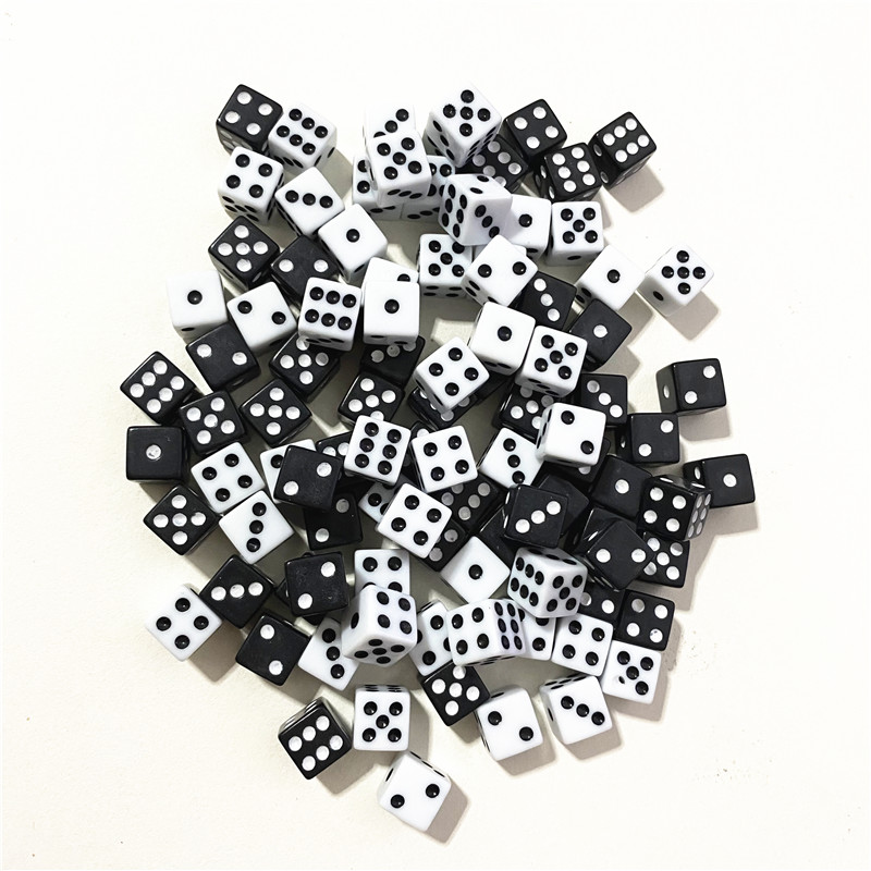 50 Piece 10mm Acrylic Square P - Gaming Accessories White recensione e prezzo