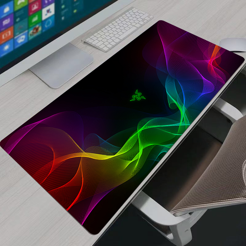 Large Razer LOGO Mouse Pad Off - Gaming Accessories Logo recensione e prezzo